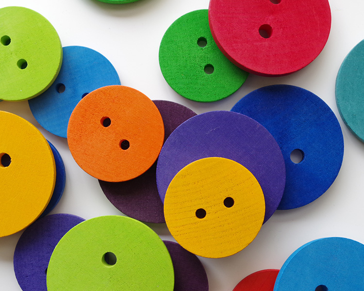 2歳 虹のボタン 紐通し 木のおもちゃ Grimms 知育玩具 Study Park