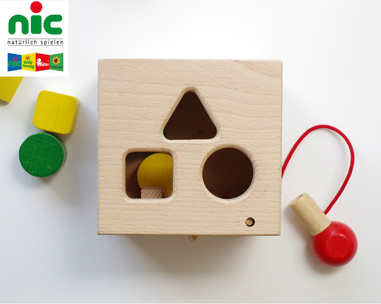 ［1歳半-］キーボックス〈型はめパズル〉NIC｜1歳のおもちゃ・知育玩具通販 STUDY PARK